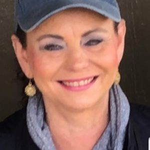 Meet your Posher, Paula